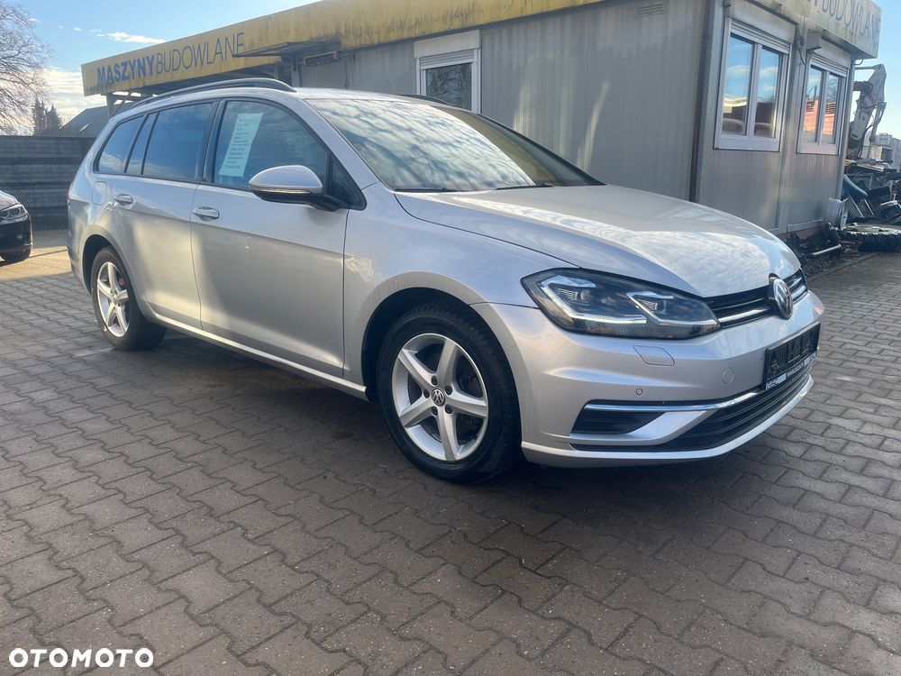 Volkswagen Golf 2.0 TDI SCR DSG Comfortline - 4