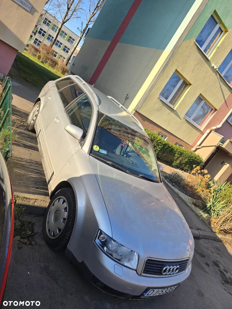Audi A4 Avant - 2