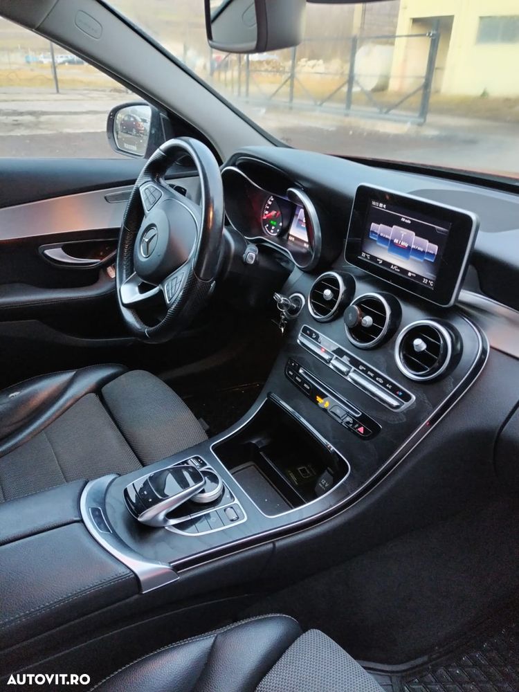 Mercedes-Benz C - 13