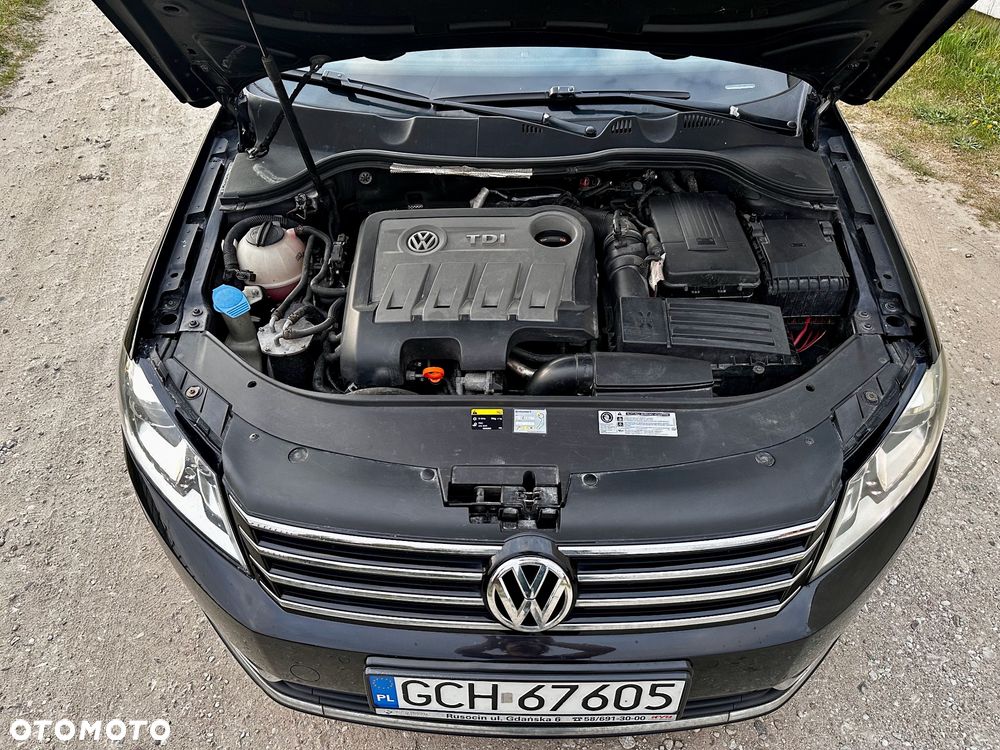 Volkswagen Passat 2.0 TDI DPF Highline DSG - 13