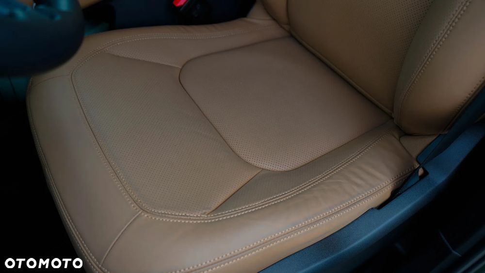 Land Rover Defender 3.0 D350 mHEV X-Dynamic SE - 17