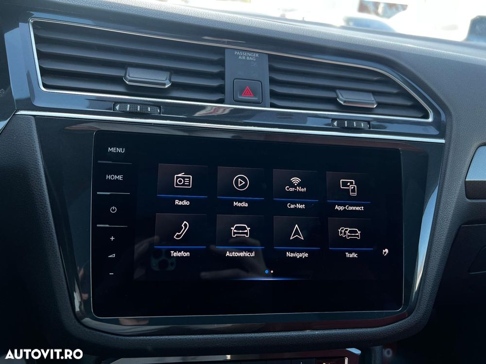 Volkswagen Tiguan - 24