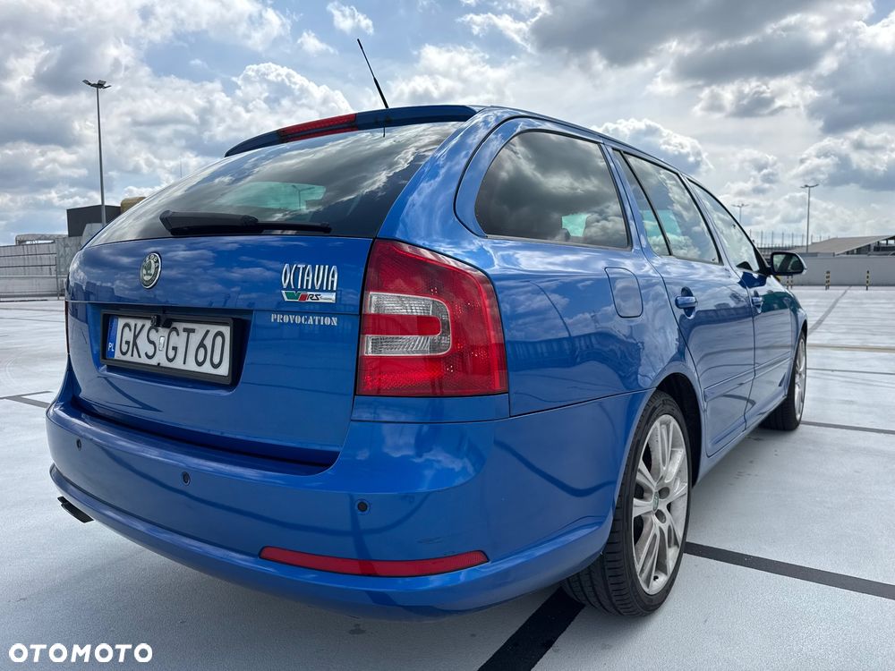 Skoda Octavia 2.0 TDI CR DPF RS - 6
