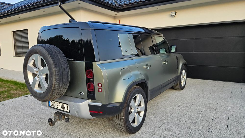 Land Rover Defender - 4