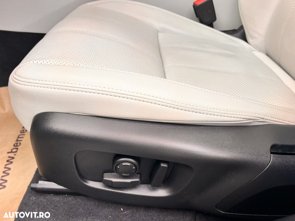 Land Rover Range Rover Velar - 14