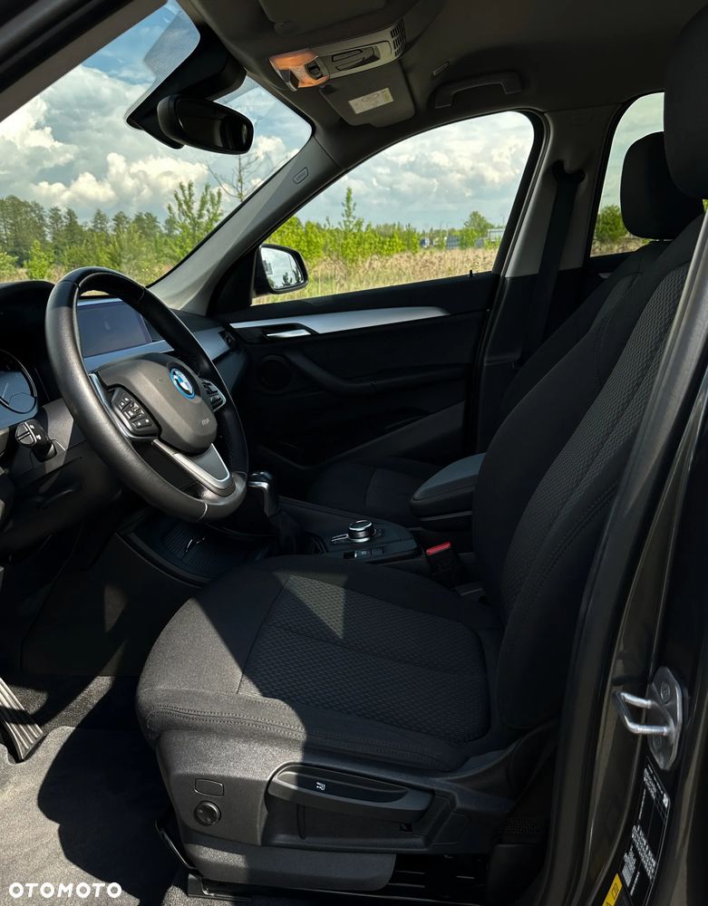 BMW X1 xDrive25e Sport Line - 19