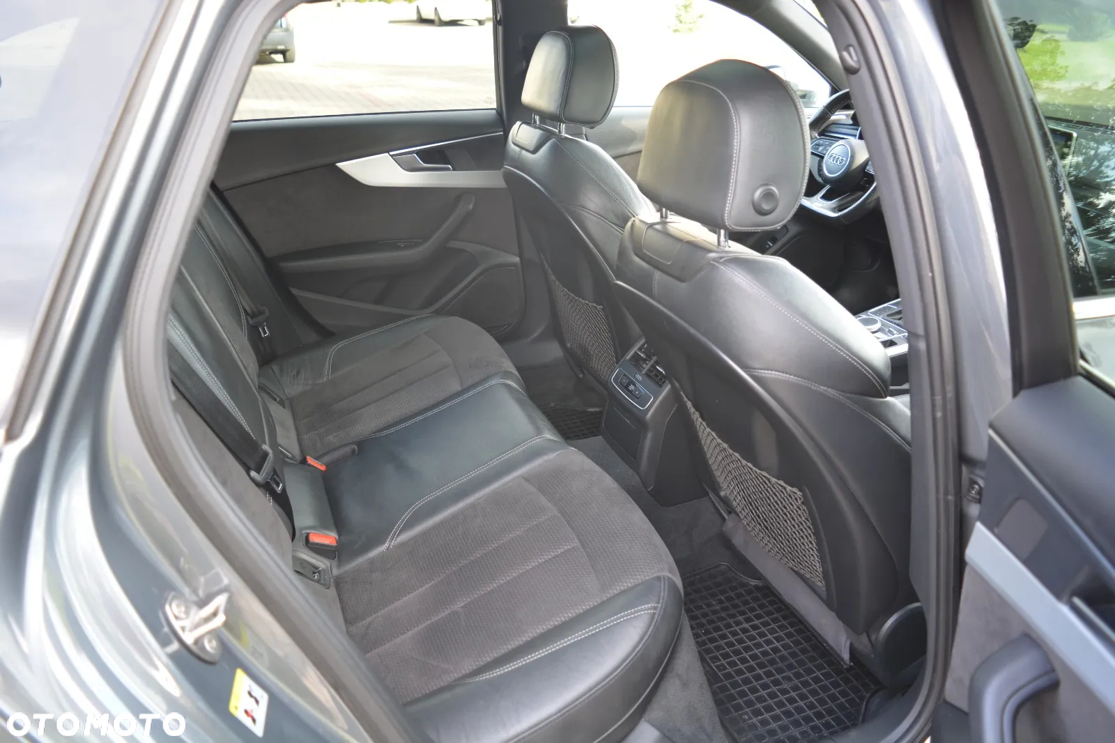 Audi A4 Avant 2.0 TDI DPF clean diesel S line Sportpaket - 15
