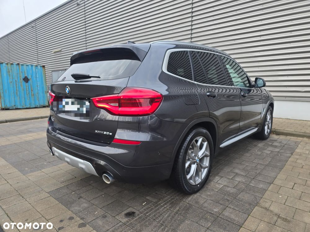 BMW X3 xDrive30e xLine - 8
