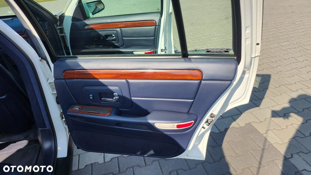 Cadillac Deville 4.6 Concours - 23