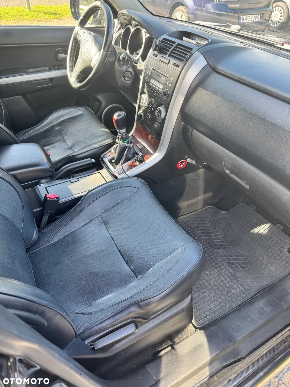 Suzuki Grand Vitara 2.0 - 7