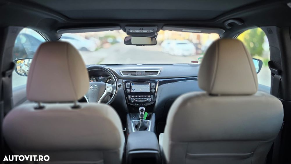 Nissan Qashqai 1.6 DCI ALL-MODE 4x4i PREMIER - 24