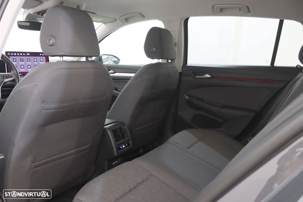 VW Golf 2.0 TDI Life - 21