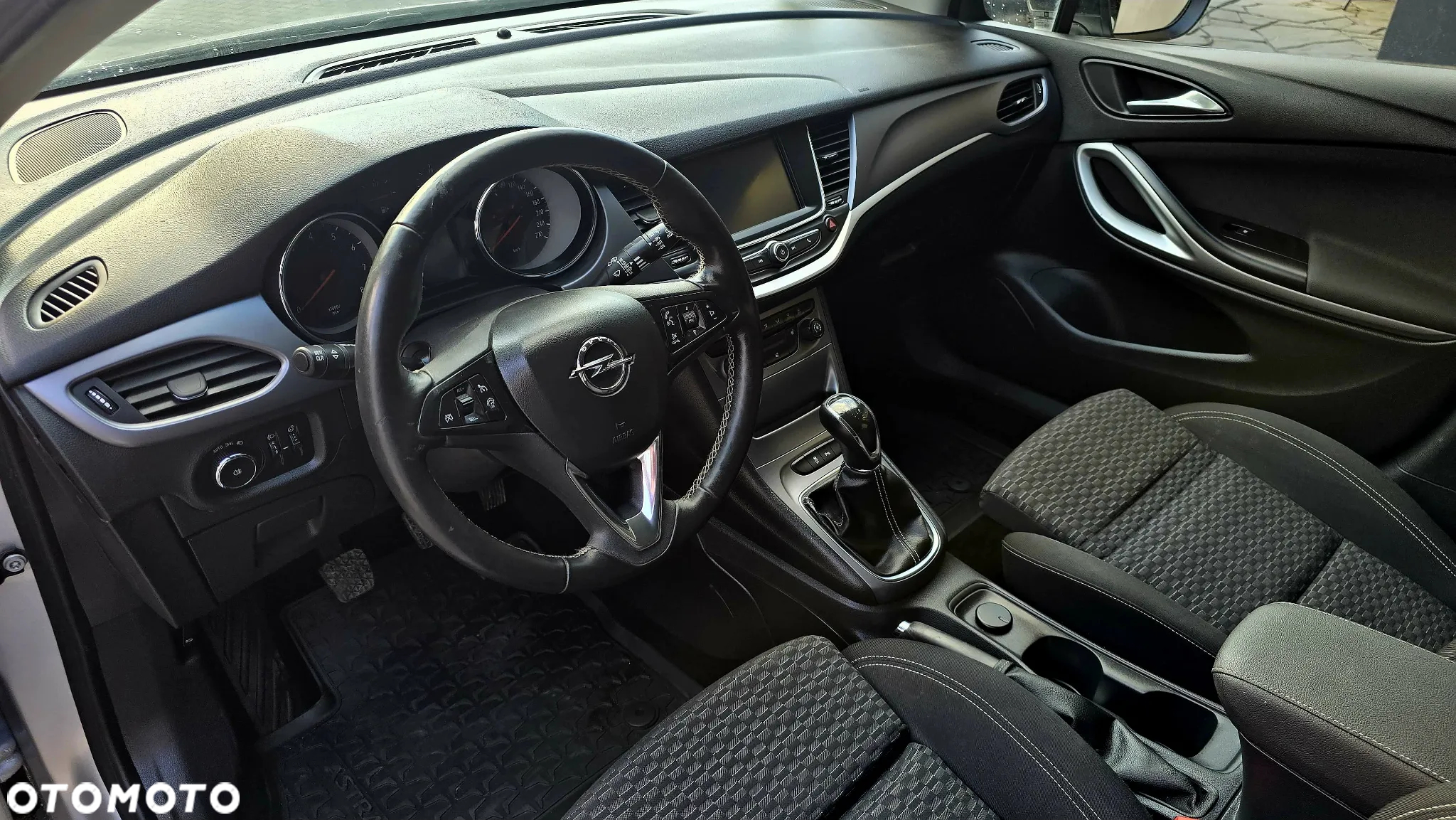 Opel Astra 1.4 Turbo Edition - 15