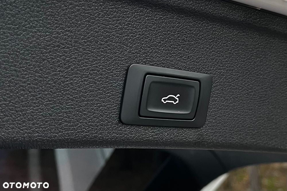Audi A4 Allroad - 11