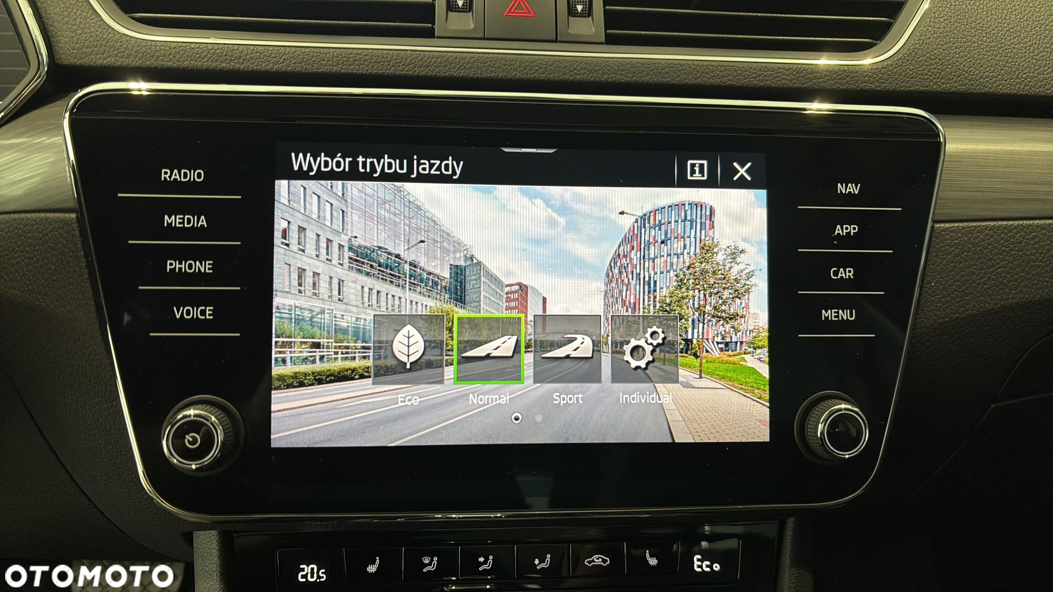 Skoda Superb 1.4 TSI Plug-In Hybrid Style DSG - 21
