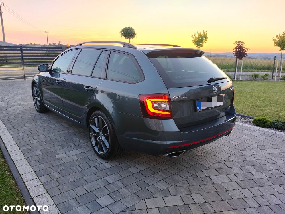 Skoda Octavia 2.0 TDI RS - 26