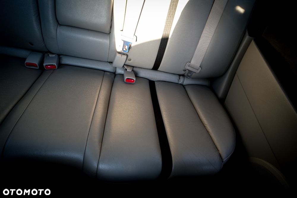 Mazda CX-7 2.3T Sport - 23