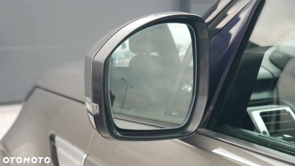 Land Rover Discovery - 22