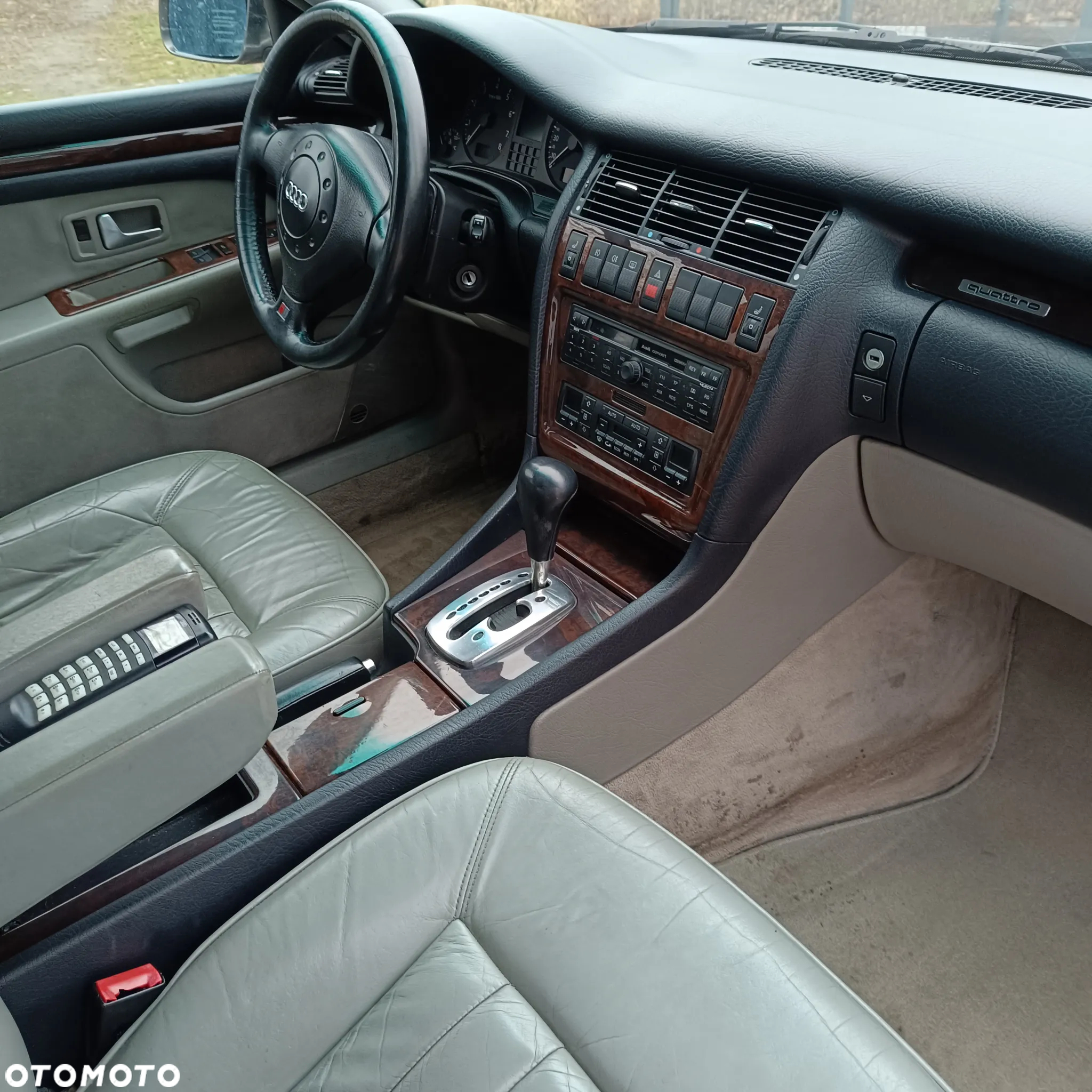 Audi A8 - 10