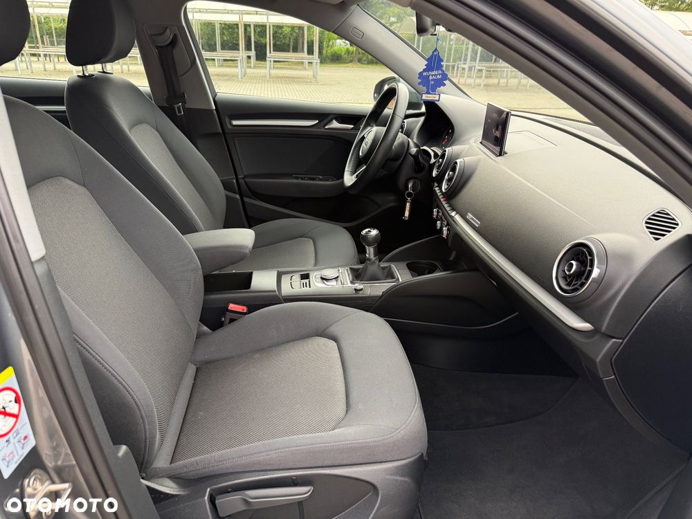 Audi A3 Sportback 30 TFSI - 20