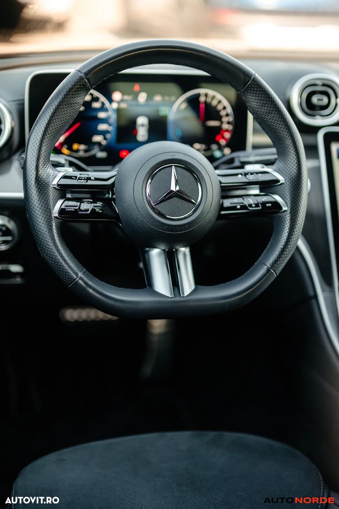 Mercedes-Benz C 300 e 9G-TRONIC AMG Line - 35