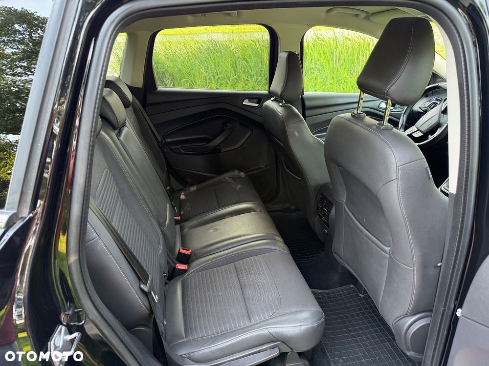 Ford Kuga 2.0 TDCi 4x4 Titanium - 10
