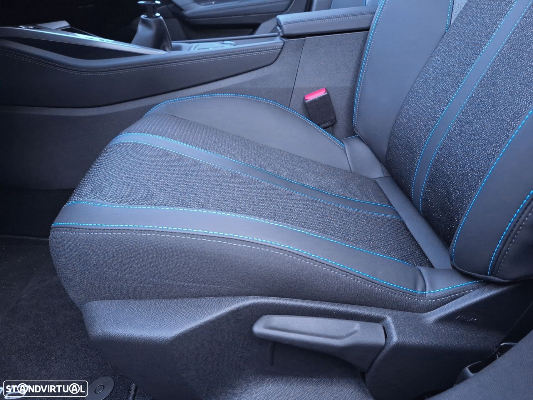 Peugeot 308 SW 1.2 PureTech Allure - 23