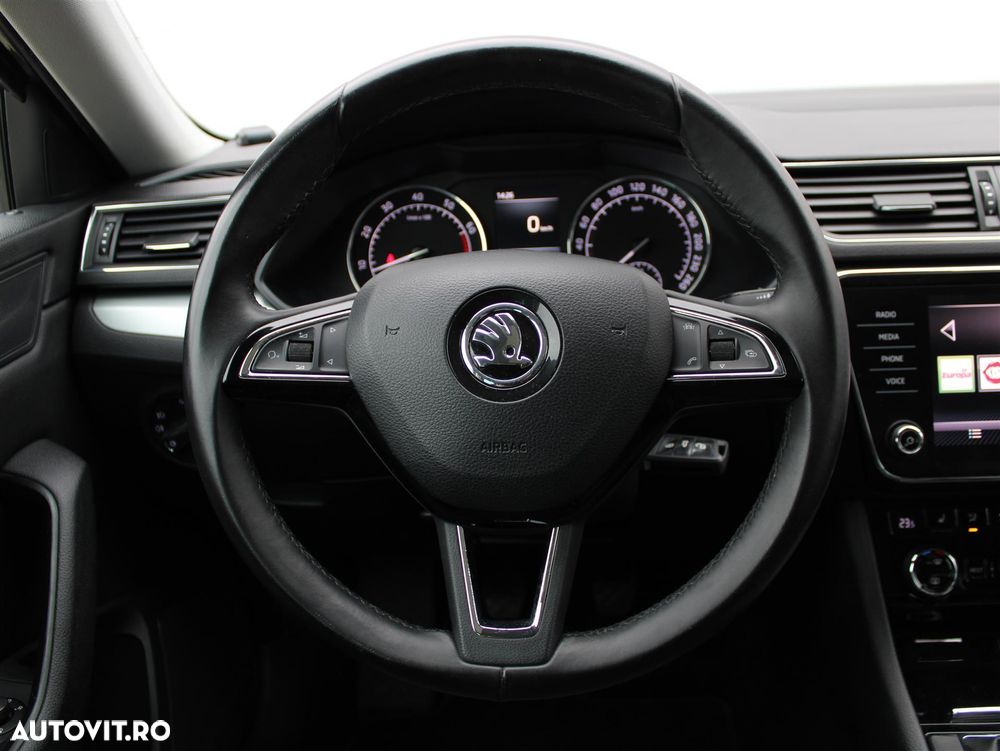 Skoda Superb 1.4 TSI Ambition - 17