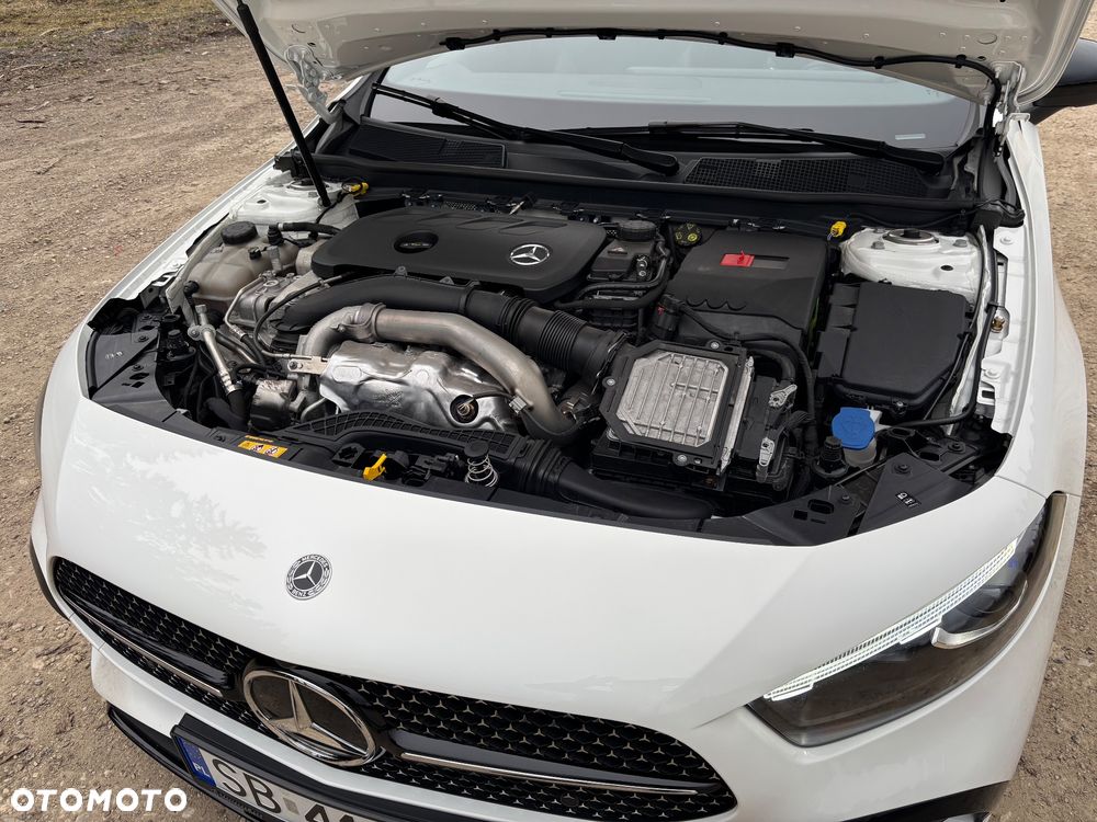 Mercedes-Benz Klasa A 220 4-Matic AMG Line 7G-DCT - 16