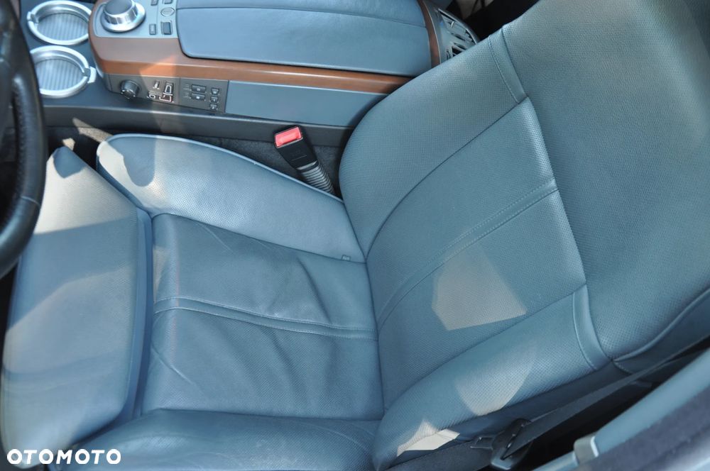 BMW Seria 7 740i - 16
