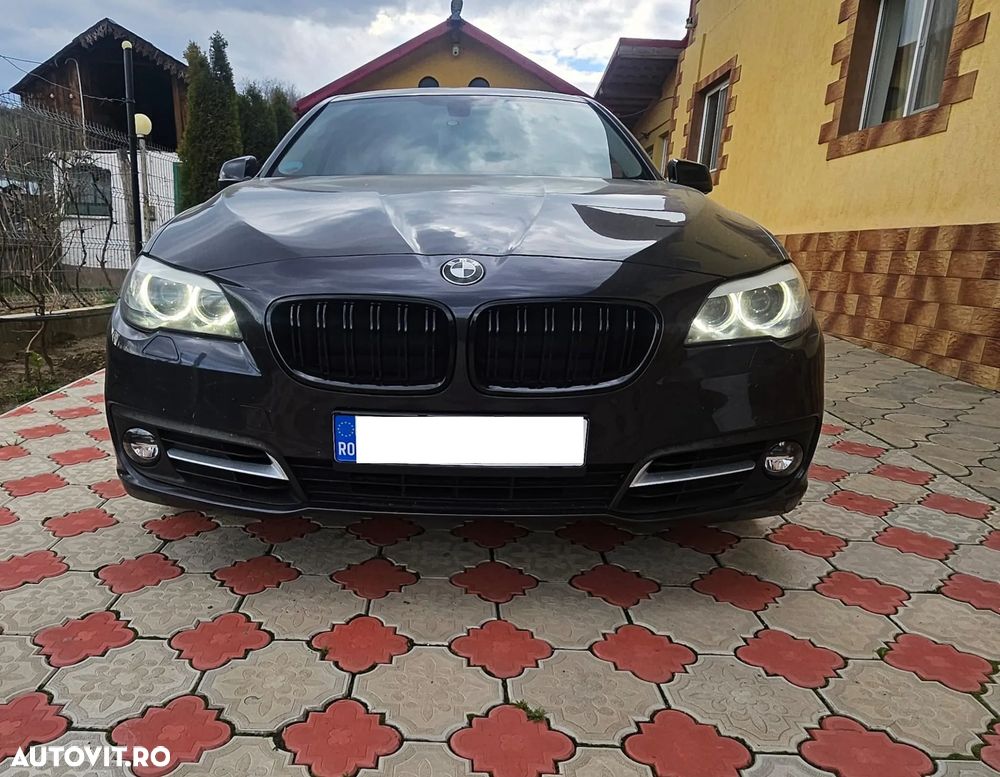 BMW Seria 5 520d Aut. Luxury Line - 3