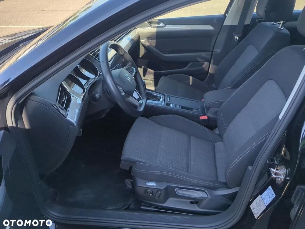 Volkswagen Passat - 6