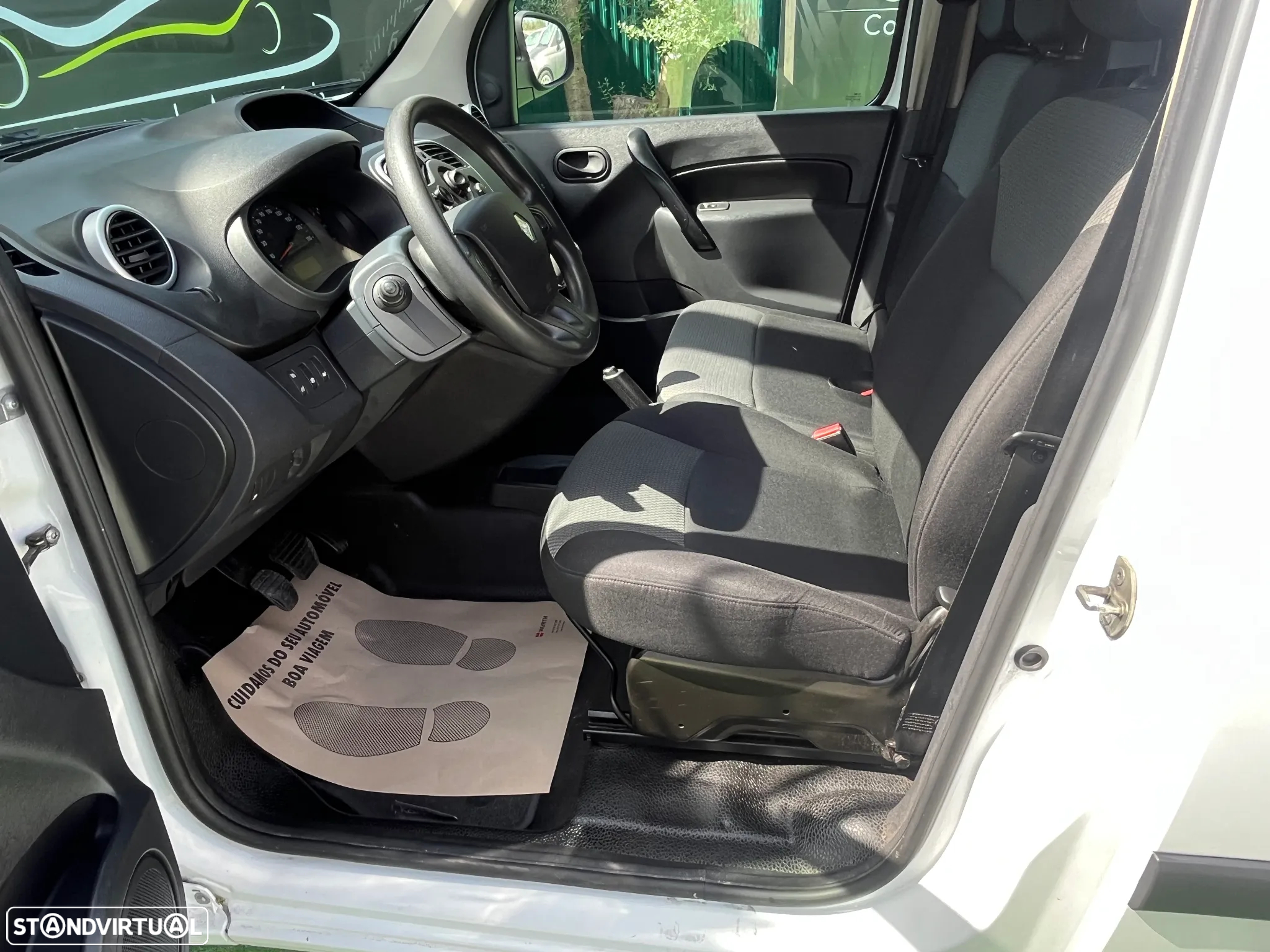 Renault Kangoo  Fase II Maxi Business 95hp 3L - 12