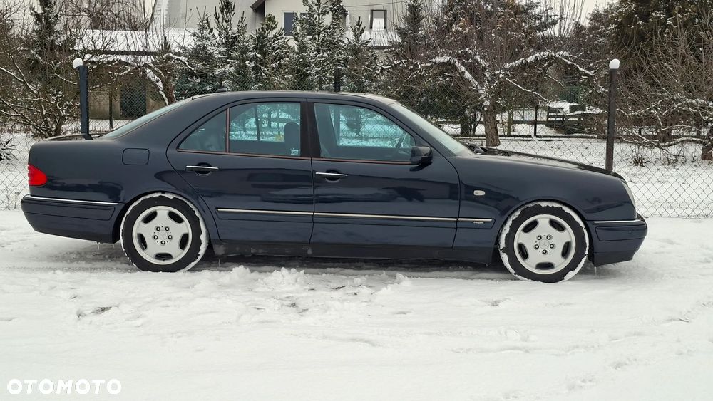 Mercedes-Benz Klasa E 430 Avantgarde - 29