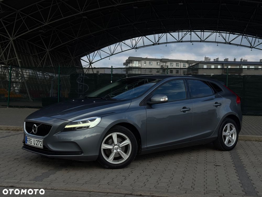 Volvo V40 D2 Summum - 16