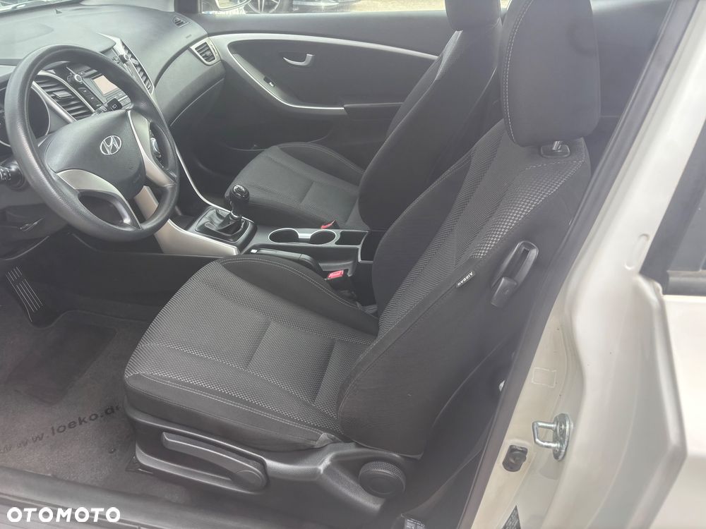 Hyundai i30 1.4 Classic + - 25