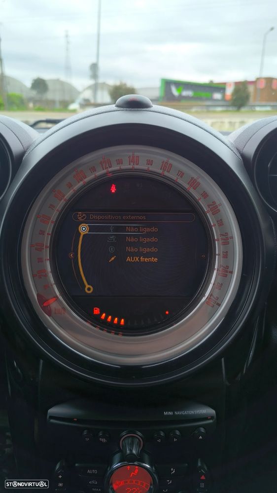 MINI Countryman Cooper D - 18