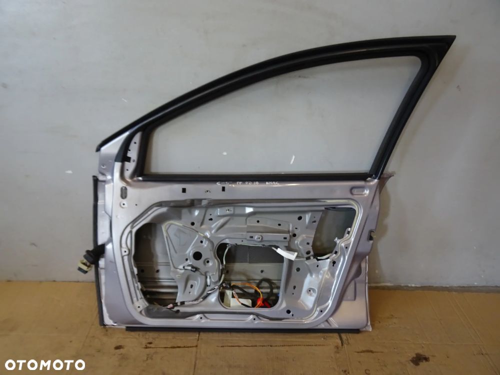 DRZWI PRAWY PRZÓD PRAWE PRZEDNIE CITROEN C5 I 01-04 LAK: KNAC NR1506 - 9