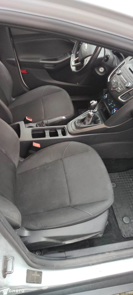 Ford Focus 1.5 TDCi Trend - 11