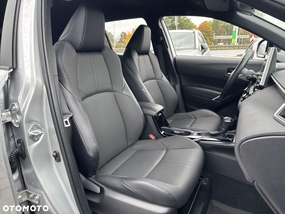 Toyota Corolla Cross 2.0 Hybrid Executive AWD - 21