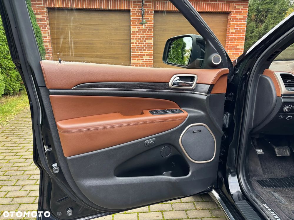 Jeep Grand Cherokee 5.7 V8 HEMI Summit - 19