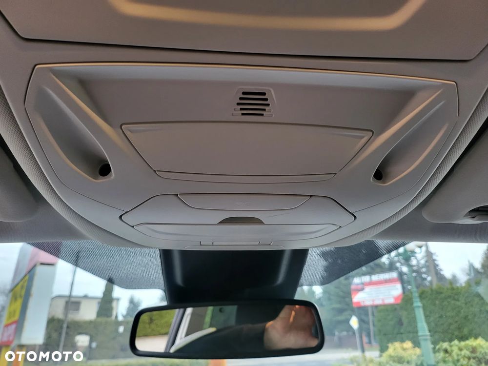 Ford Grand C-MAX 2.0 TDCi Titanium - 39