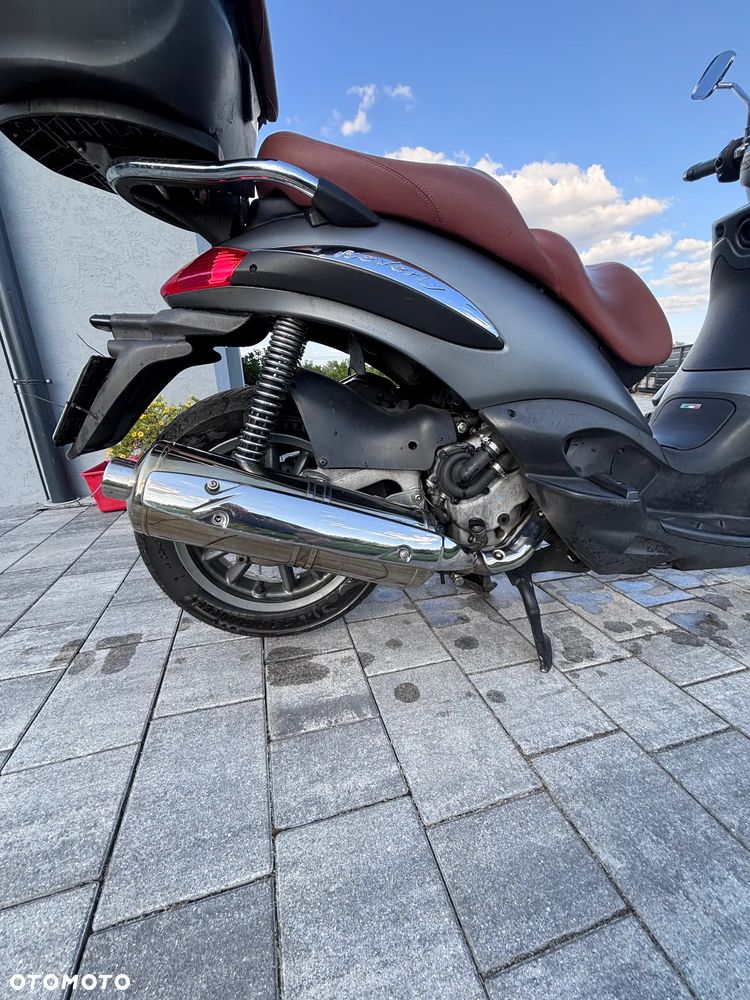 Piaggio Beverly - 4