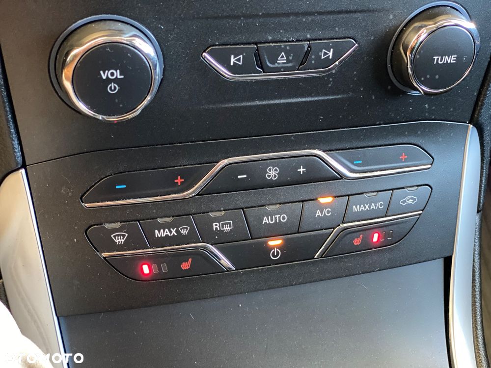 Ford Galaxy 2.0 TDCi Trend - 31