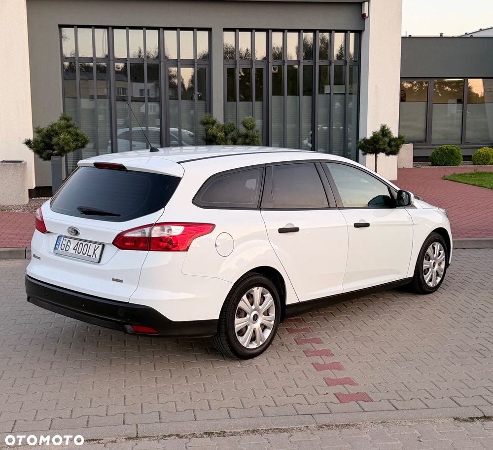 Ford Focus 1.0 EcoBoost Trend - 13