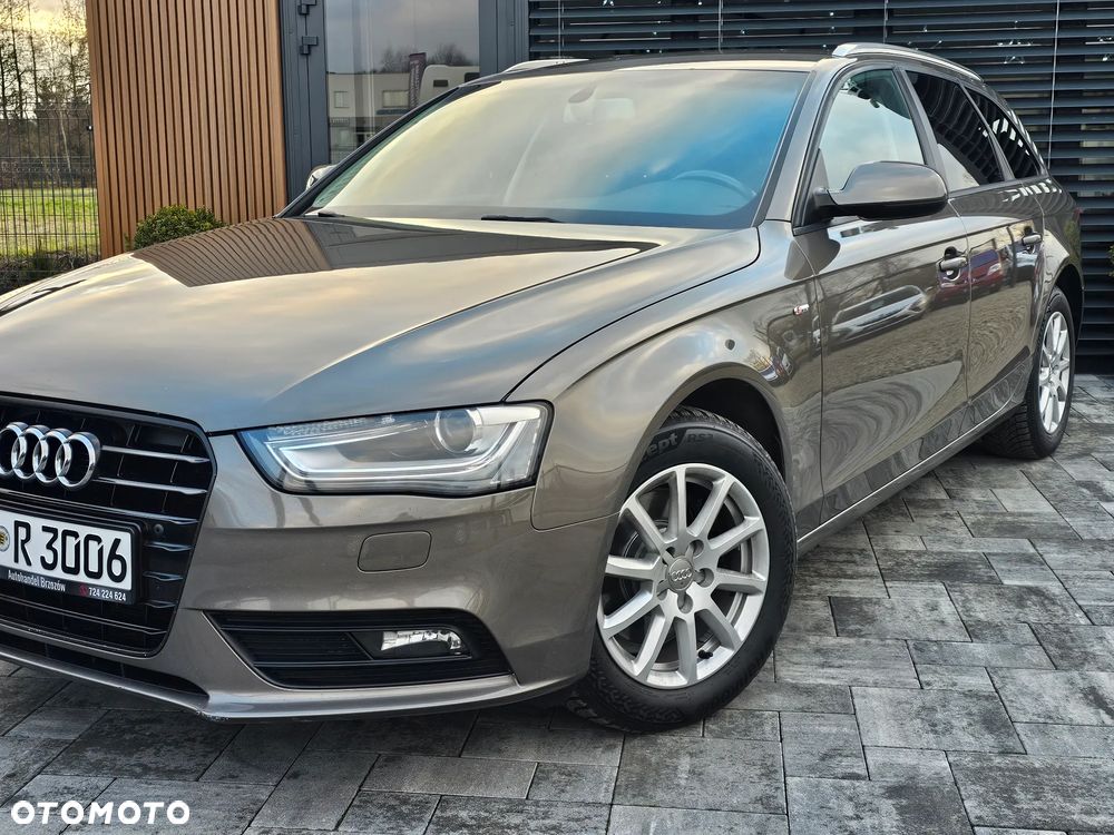 Audi A4 Avant 2.0 TDI DPF multitronic S line Sportpaket - 17