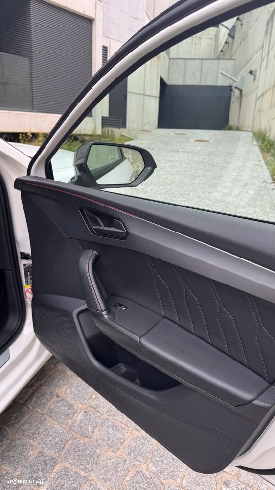Cupra Leon 1.4 e-Hybrid VZ DSG - 13