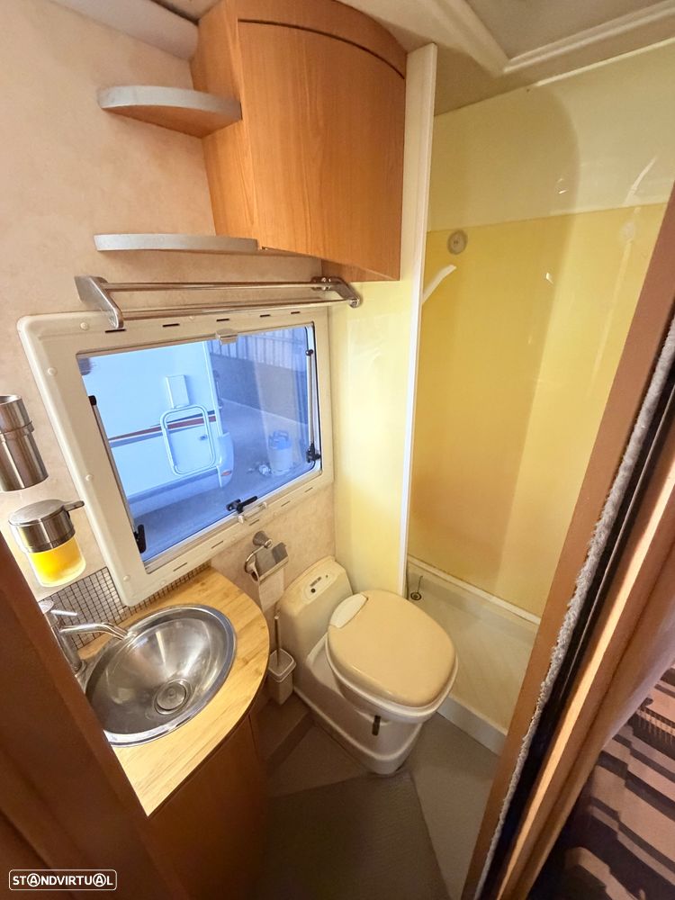 Bavaria I70 Autocaravana Fiat Ducato 2.8 JTD - I7TFD -  Oferta scooter eléctrica  Neovolt - 11