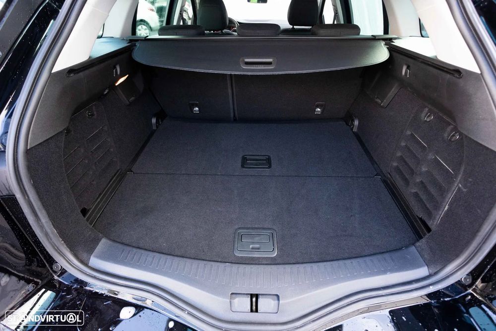 Renault Mégane Sport Tourer 1.5 Blue dCi Limited C/PM+Pneu - 33