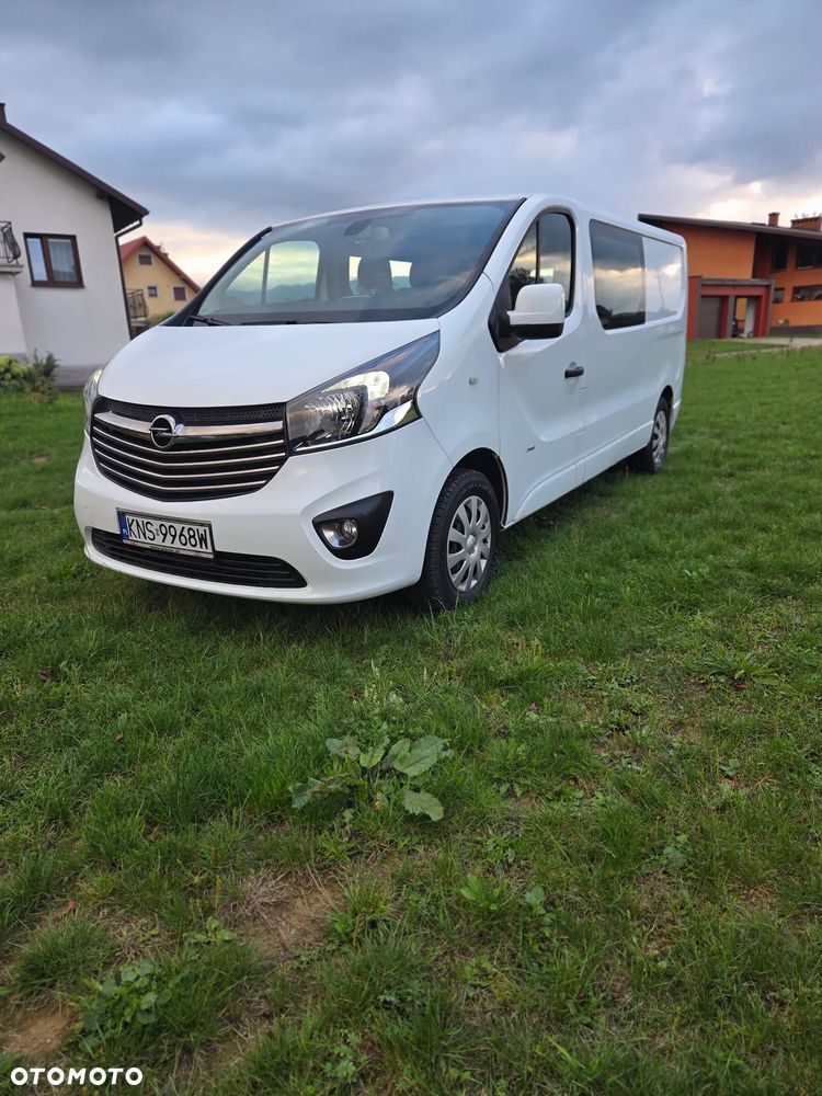 Opel Vivaro - 11